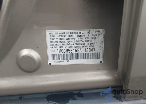 2005 Honda Accord 2.4 Dx из США, поврежденный, VIN 1HGCM56155A113847